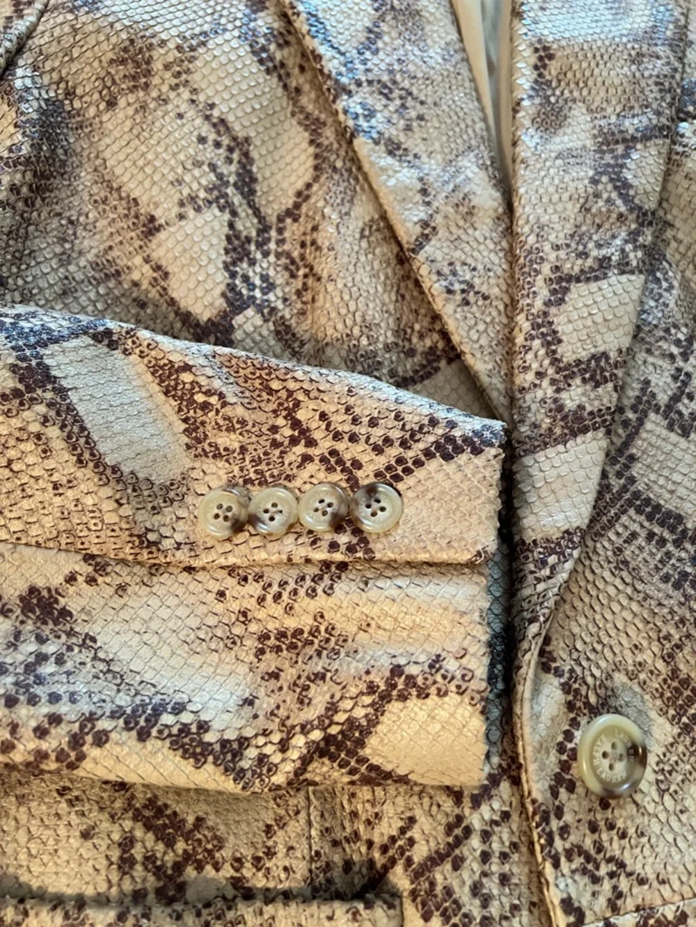 Authentic Lauren Ralph Lauren Python-Embossed Leather Neutral Snake-Print Blazer - Picture 4 of 15